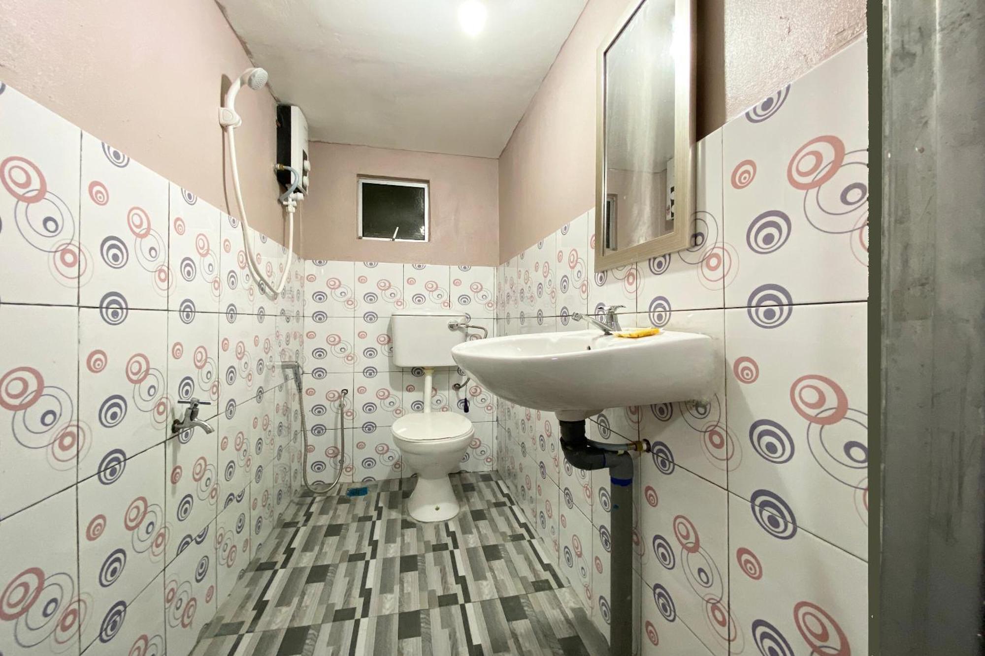 Oyo Home 90285 Pogimpaan Homestay Ranau Esterno foto
