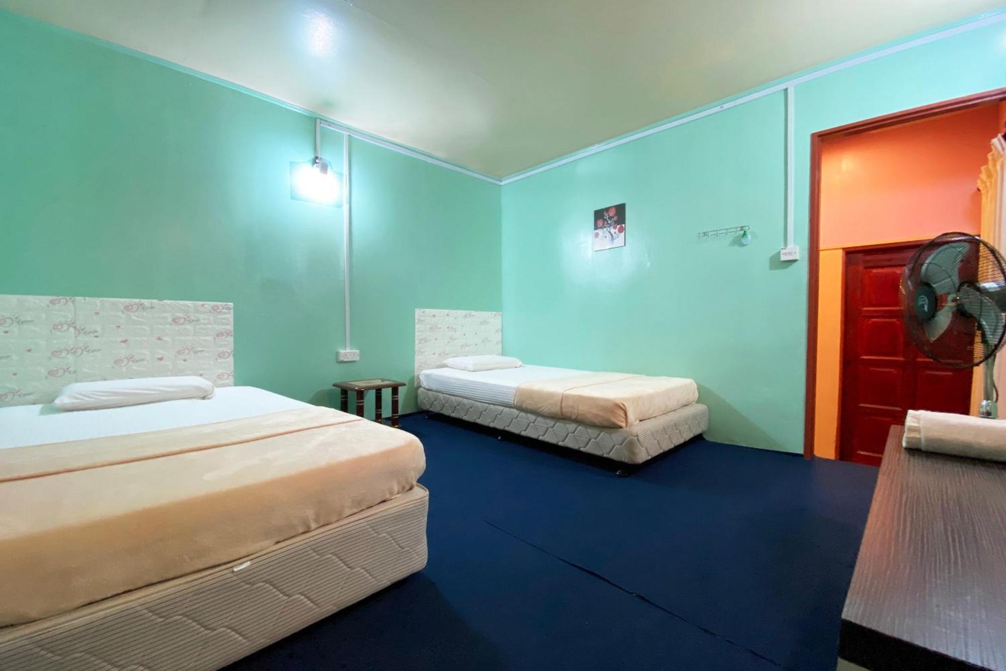Oyo Home 90285 Pogimpaan Homestay Ranau Esterno foto