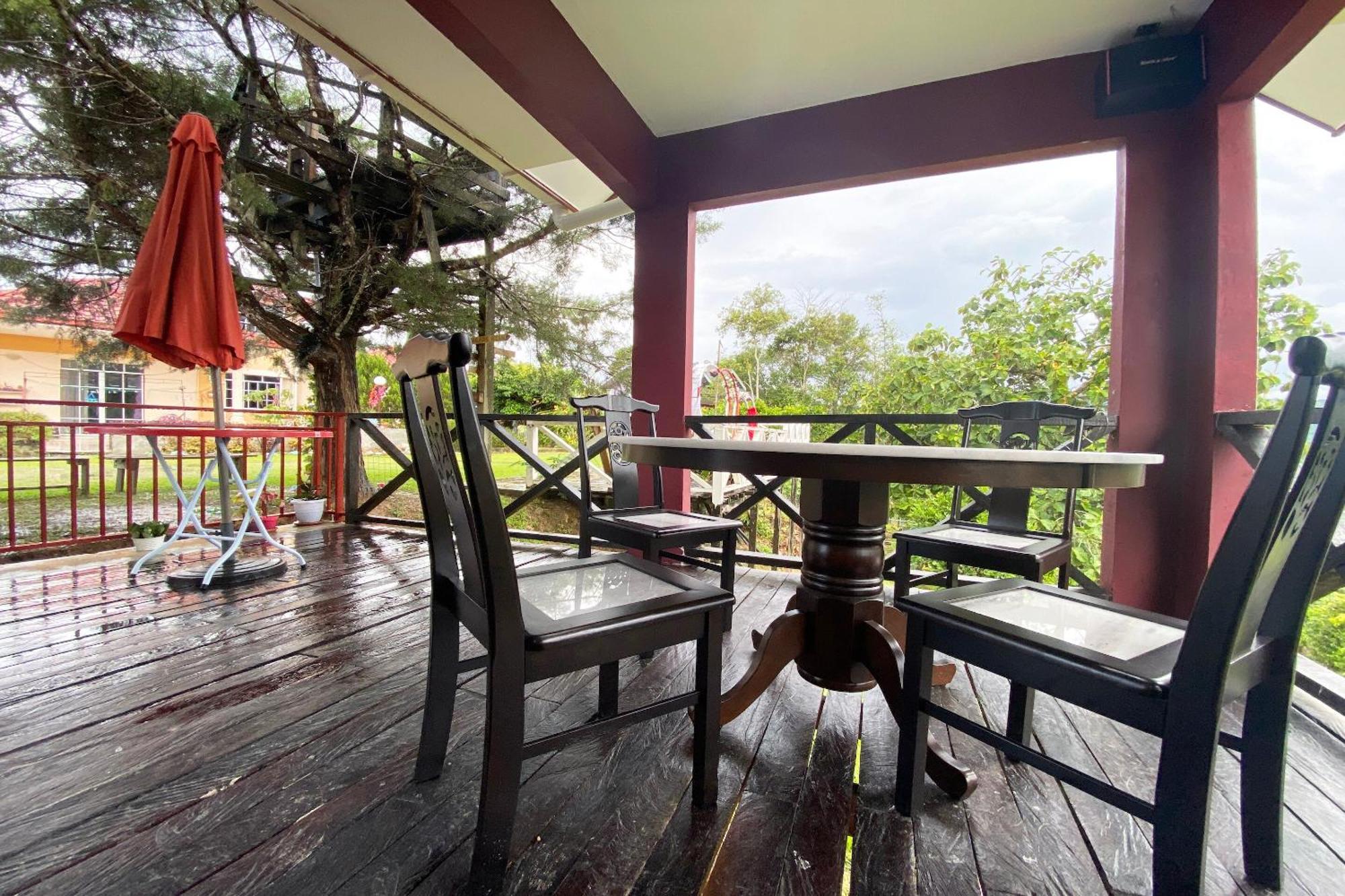 Oyo Home 90285 Pogimpaan Homestay Ranau Esterno foto