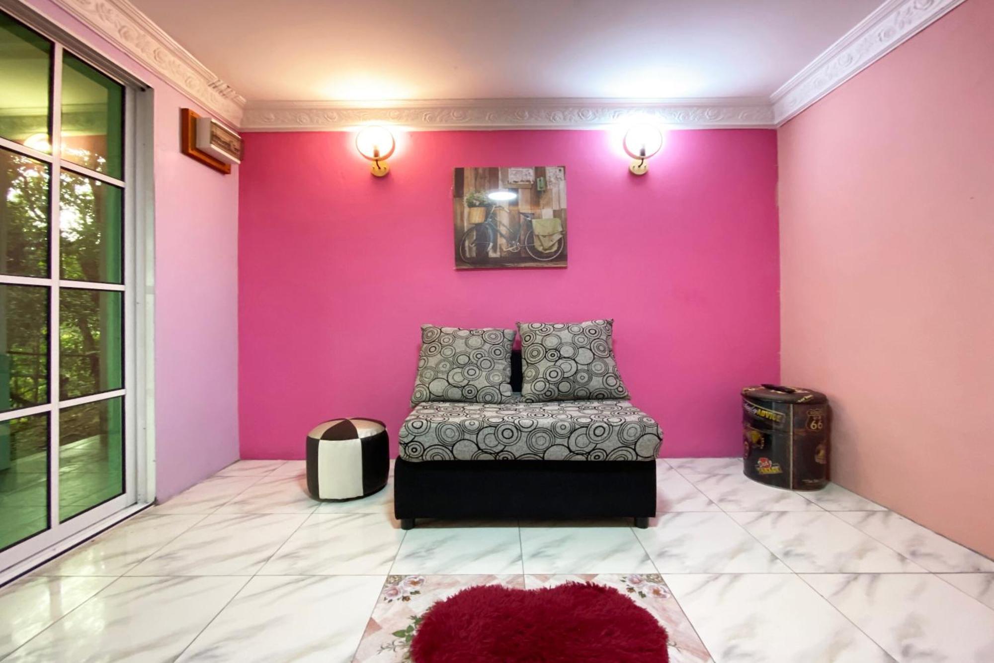 Oyo Home 90285 Pogimpaan Homestay Ranau Esterno foto