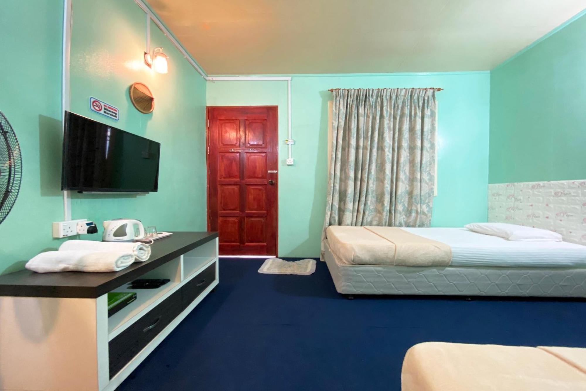 Oyo Home 90285 Pogimpaan Homestay Ranau Esterno foto